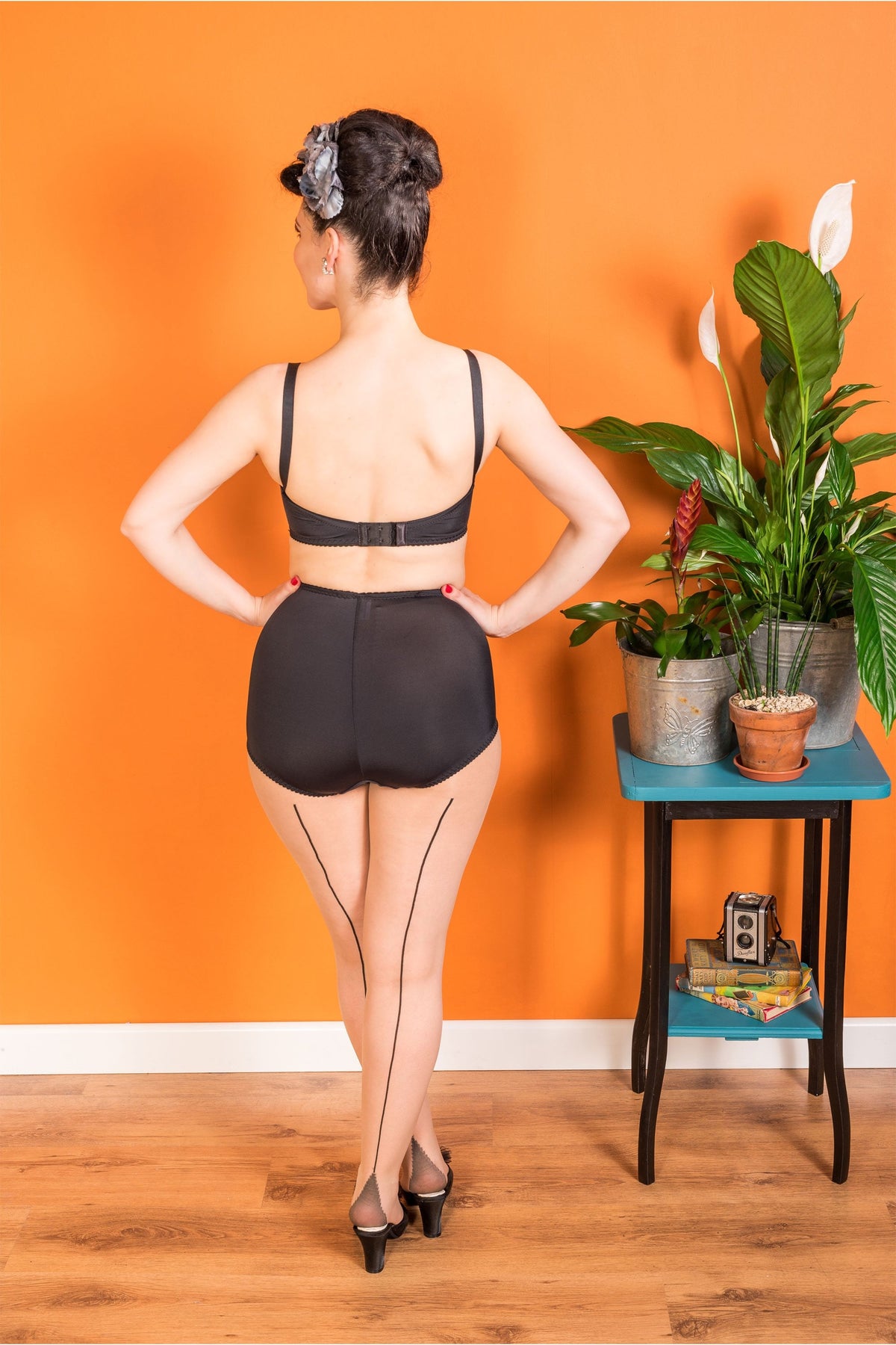 Contrast Seamed Tights Champagne/Black H2009