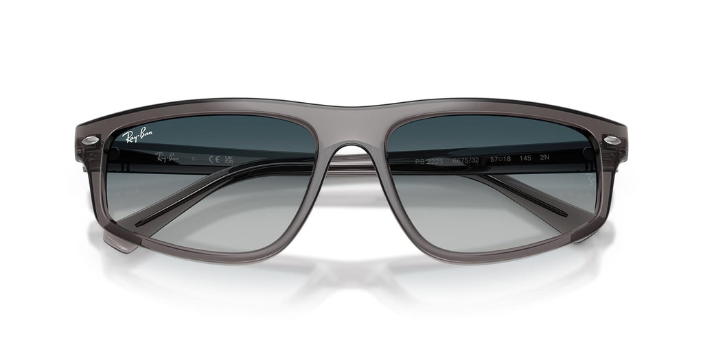 Ray-Ban RB2225